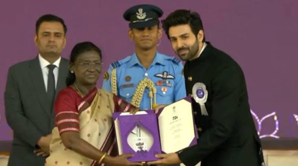 Kartik Aaryan President Droupadi Murmu